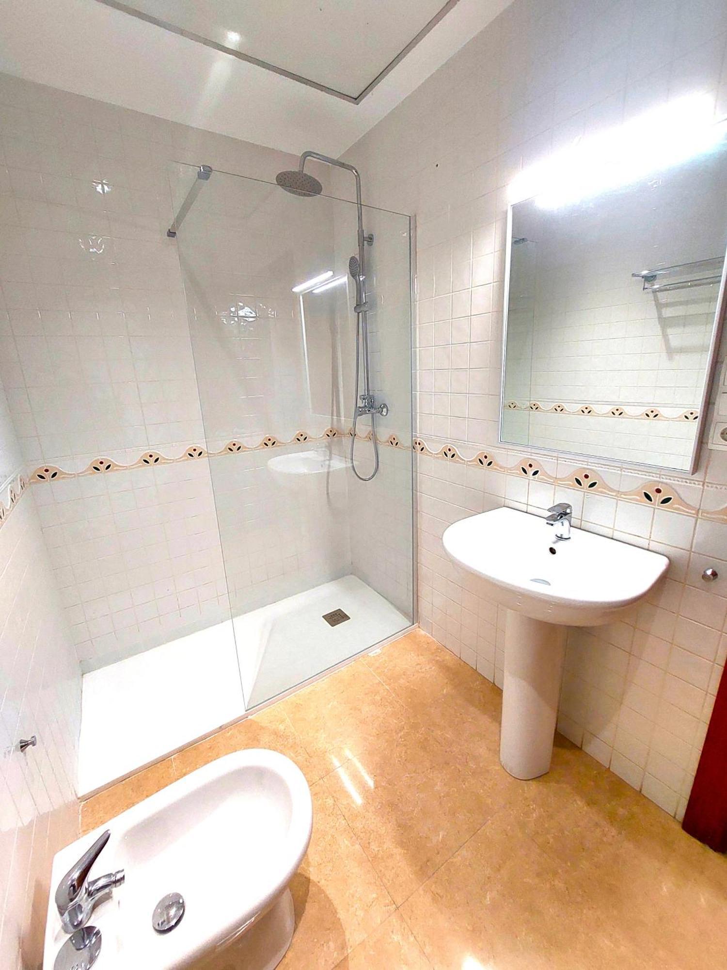 Patio Rialto Apartment Севілья Екстер'єр фото